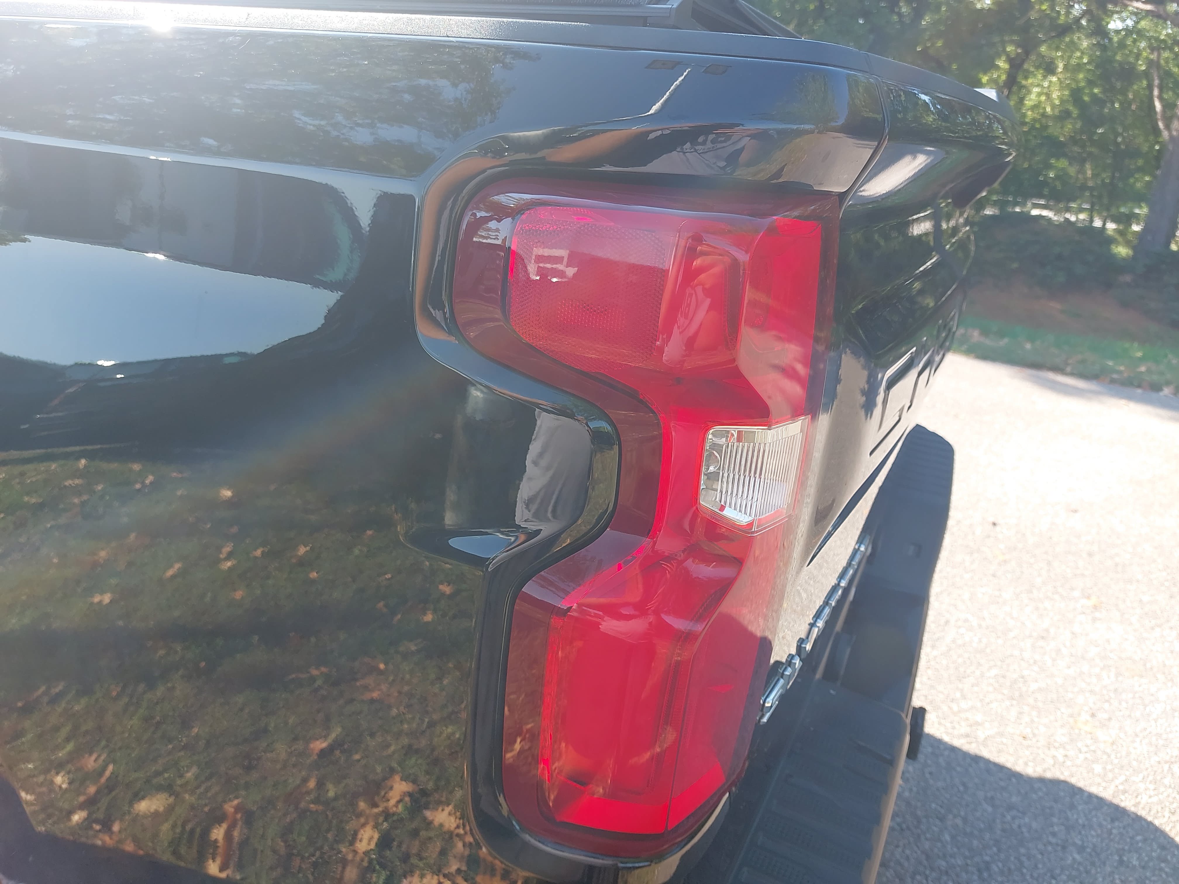 Used 2021 Chevrolet Silverado 1500 RST AWD/4WD image 32
