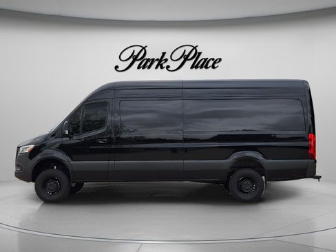 New 2026 Mercedes-Benz Sprinter 2500 image 2