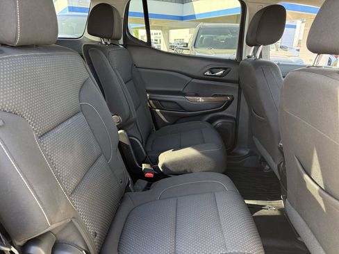 Certified 2023 GMC Acadia SLE w/ Driver Convenience Package image 24