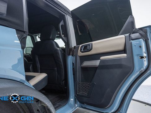 Used 2022 Ford Bronco Wildtrak AWD/4WD image 32