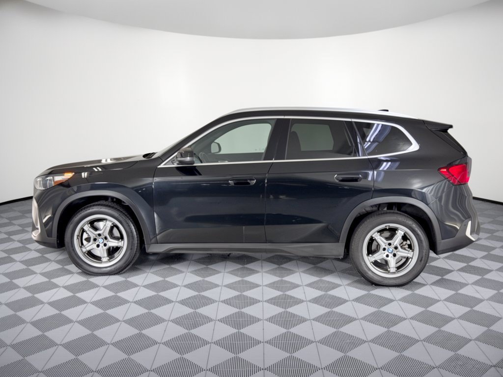 Certified 2023 BMW X1 xDrive28i w/ Convenience Package AWD/4WD image 2