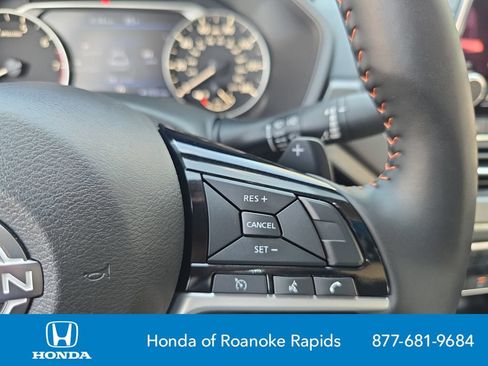 Used 2025 Nissan Altima 2.5 SR FWD image 24