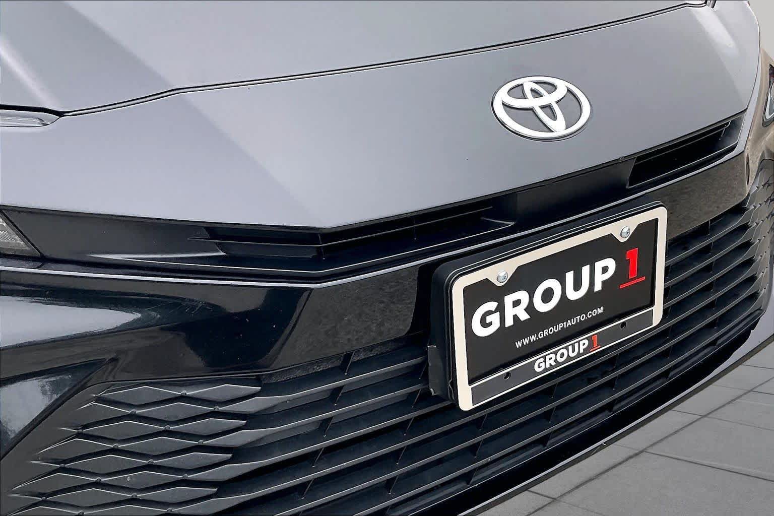Used 2025 Toyota Camry LE FWD image 29