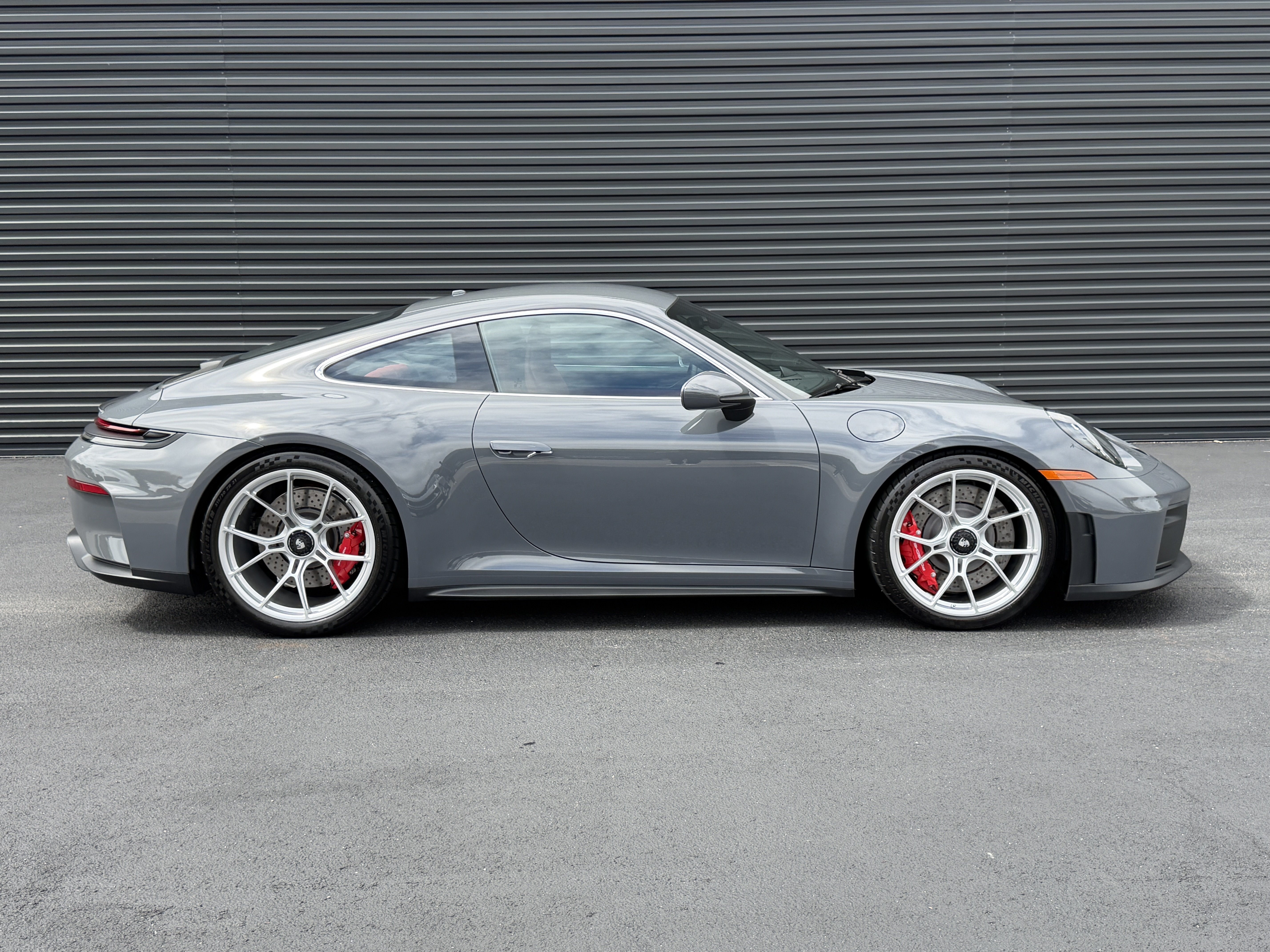 Used 2026 Porsche 911 GT3 RWD image 8