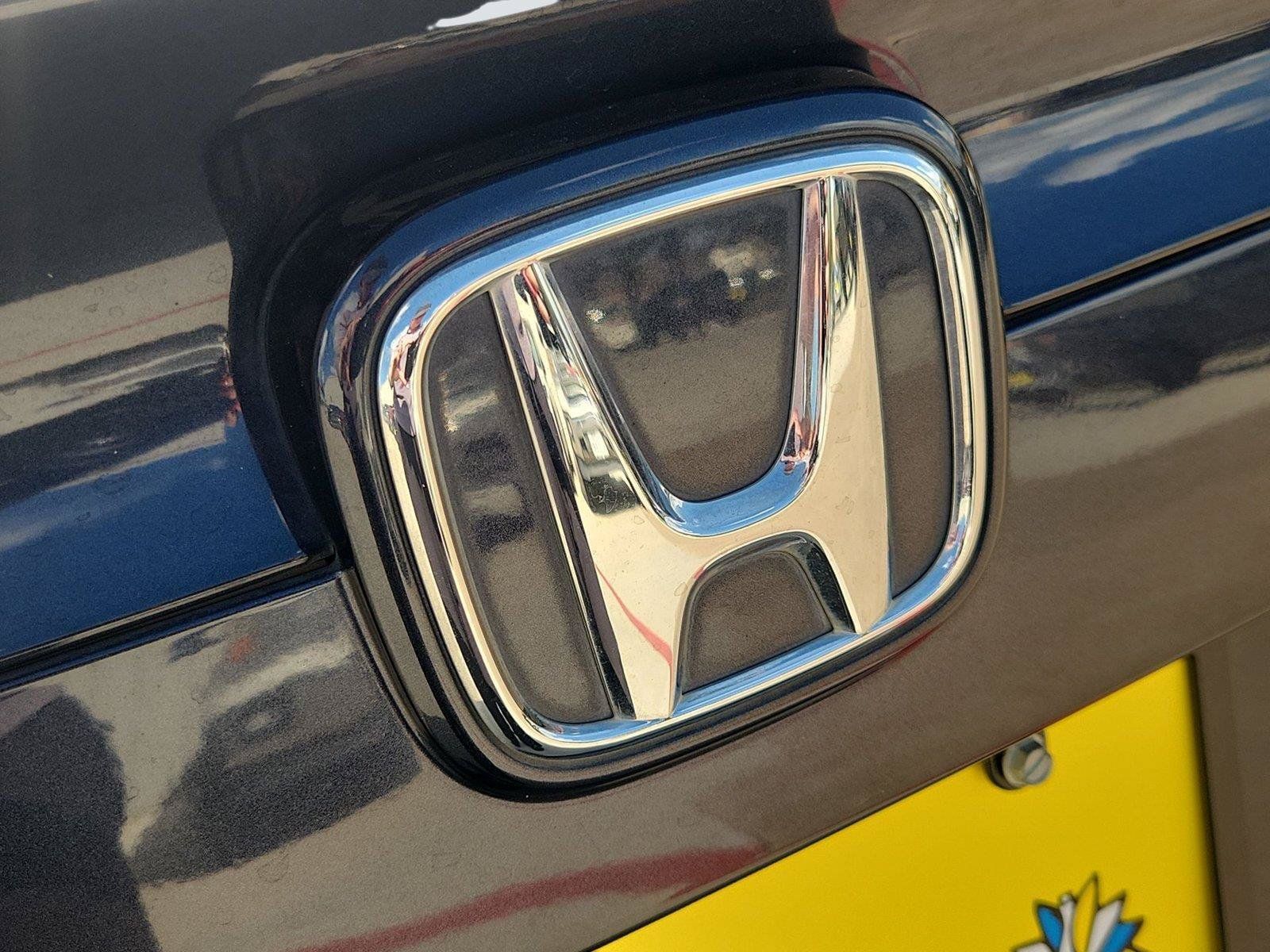 Used 2017 Honda Civic EX-L image 29