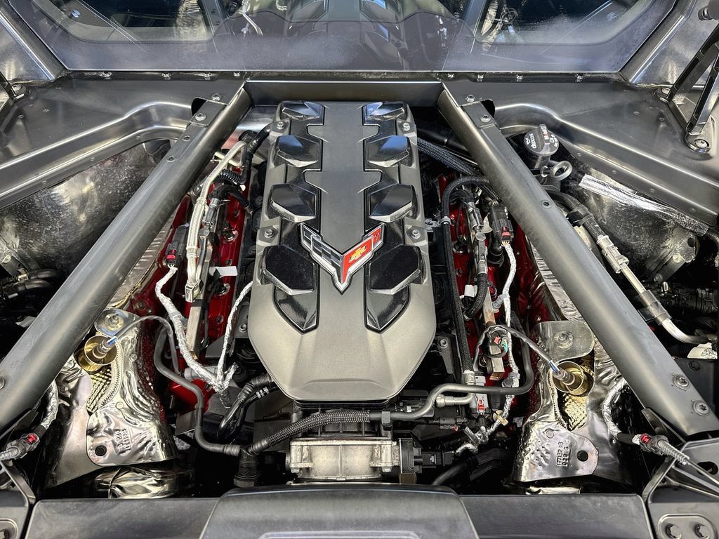 New 2027 Chevrolet Corvette Grand Sport w/ Z52 Sport Performance Package RWD image 28