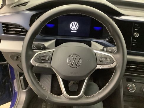 Used 2022 Volkswagen Taos SE AWD/4WD image 6