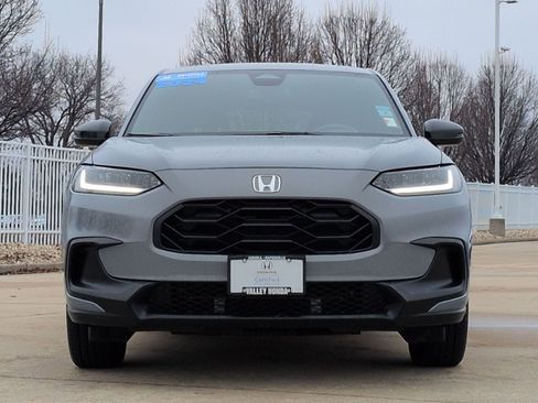 Certified 2024 Honda HR-V Sport image 3