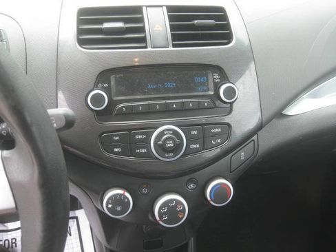 Used 2014 Chevrolet Spark LS image 18