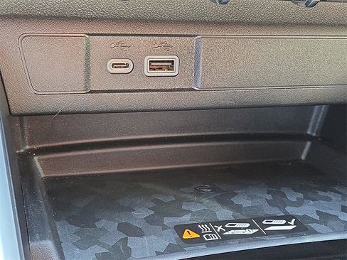 Used 2025 Chevrolet Colorado ZR2 w/ Technology Package image 22