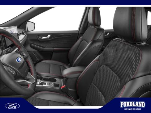 Used 2023 Ford Escape ST-Line AWD/4WD image 6