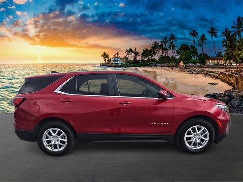 Used 2023 Chevrolet Equinox LT image 4