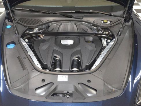 Used 2020 Porsche Panamera 4S image 9