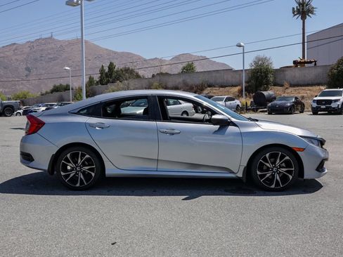 Used 2021 Honda Civic Sport image 3