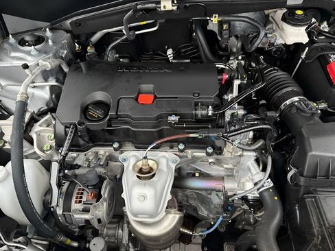 Used 2025 Honda HR-V LX image 11