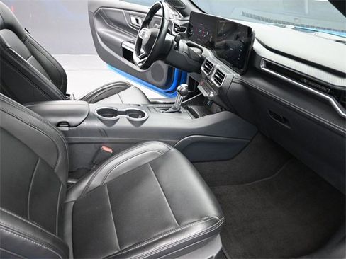 Used 2024 Ford Mustang Premium image 16