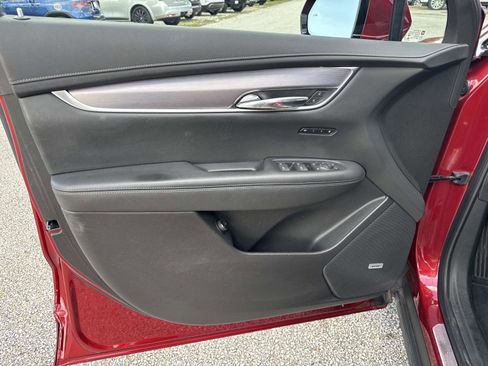 Certified 2023 Cadillac XT6 Luxury image 19