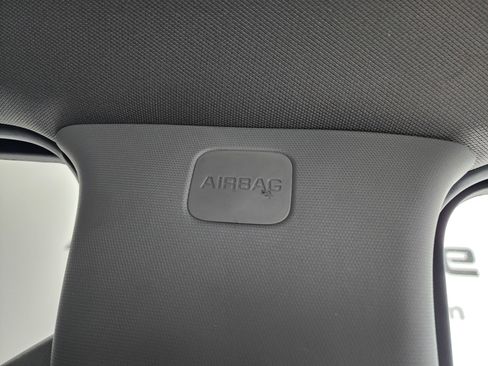 Used 2024 Chevrolet Silverado 2500 LT image 40