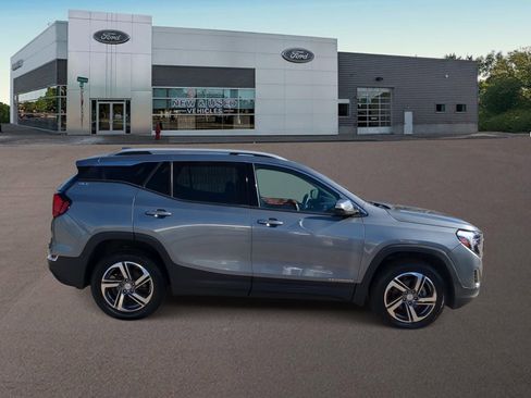 Used 2019 GMC Terrain SLT image 12