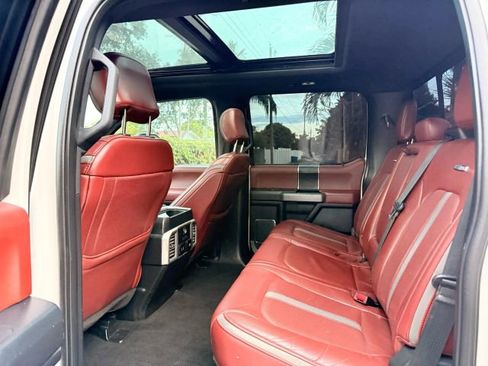 Used 2019 Ford F250 Platinum w/ Platinum Ultimate Package image 13