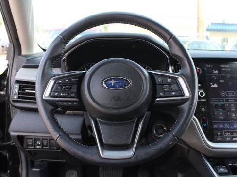 Used 2024 Subaru Outback Premium AWD/4WD image 10