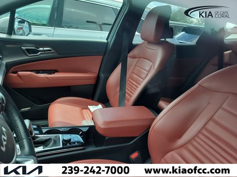 Certified 2024 Kia Sportage SX AWD/4WD image 6