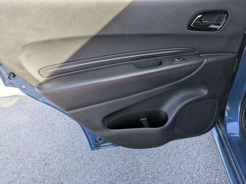 Used 2024 Dodge Durango GT image 24
