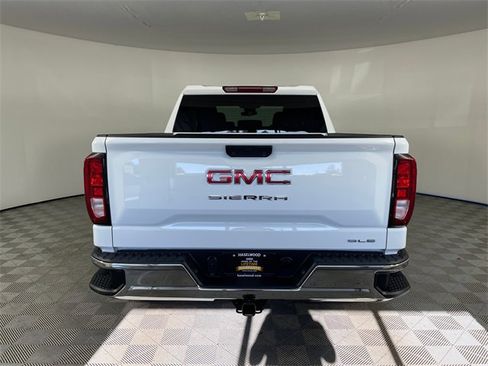 New 2026 GMC Sierra 1500 SLE image 19