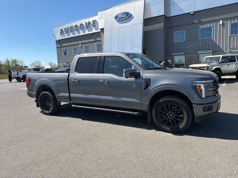 Used 2025 Ford F150 Lariat w/ Equipment Group 502A High AWD/4WD image 38