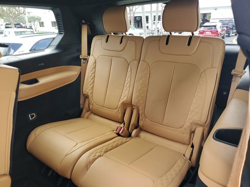 Used 2022 Jeep Grand Cherokee L Summit w/ Advanced Protech Group IV image 13