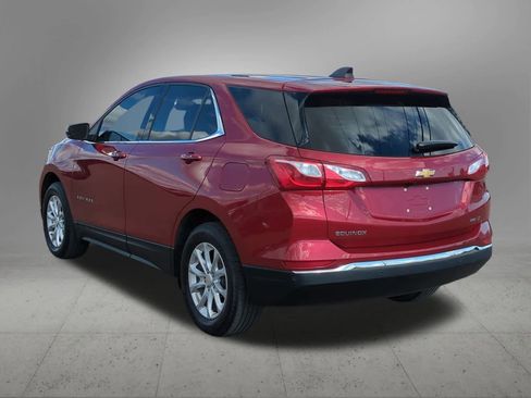 Used 2019 Chevrolet Equinox LT w/ Driver Convenience Package image 4
