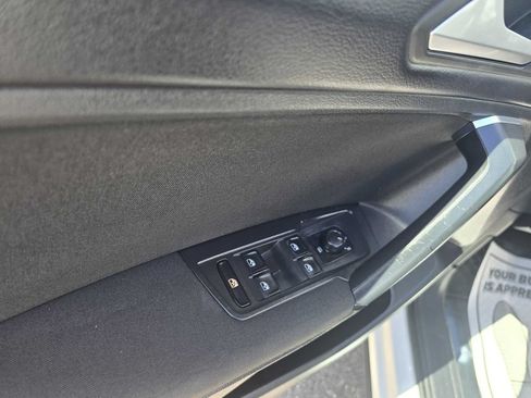 Used 2019 Volkswagen Tiguan S w/ Driver Assistance Package AWD/4WD image 21