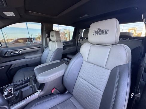 Used 2023 Chevrolet Silverado 1500 ZR2 w/ ZR2 Bison Edition image 12