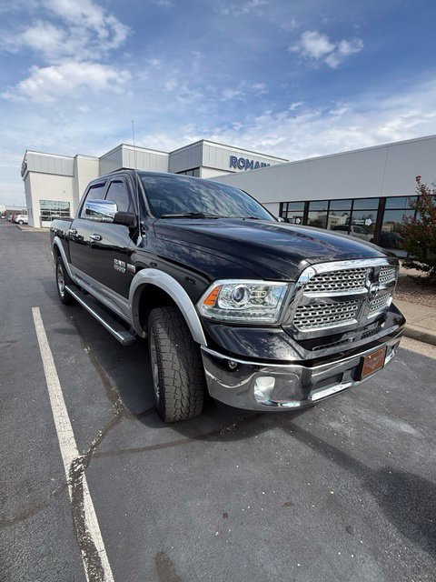 Used 2013 RAM 1500 Laramie w/ Convenience Group AWD/4WD image 2