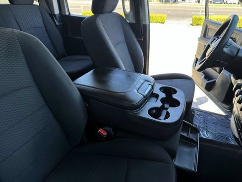 Used 2018 RAM 1500 Express w/ Black Ram 1500 Express Group RWD image 13