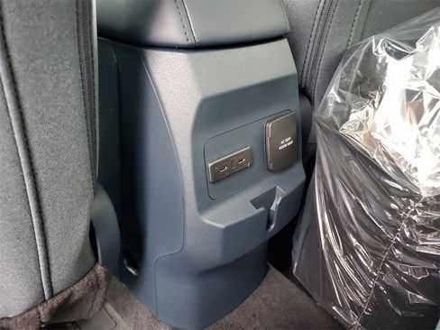 New 2025 Ford Maverick XLT w/ XLT Luxury Package image 29