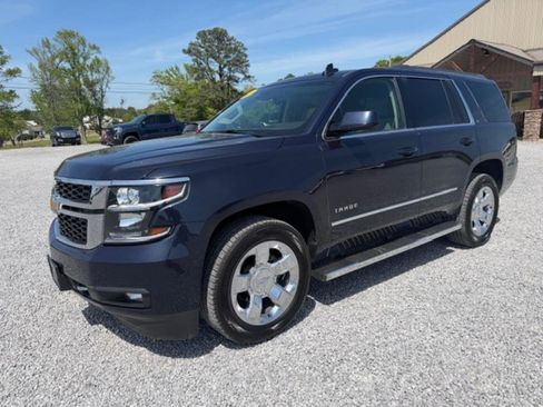 Used 2019 Chevrolet Tahoe LT w/ LT Signature Package image 1