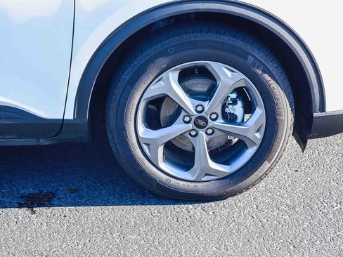 Used 2025 Ford Escape ST-Line w/ Equipment Group 301A image 9