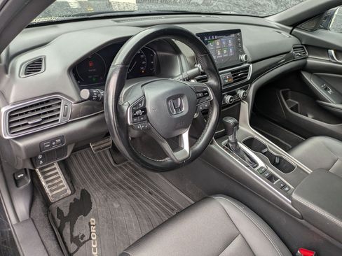 Used 2022 Honda Accord Sport image 11