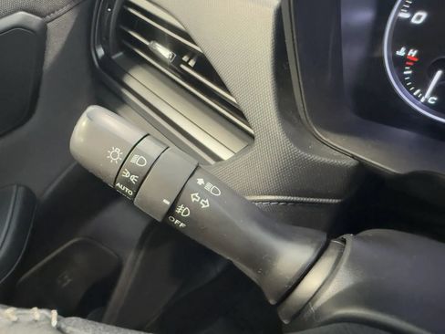 Used 2025 Subaru Forester Premium AWD/4WD image 31