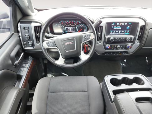 Used 2017 GMC Sierra 2500 SLE w/ HD SLE Preferred Plus Package AWD/4WD image 10