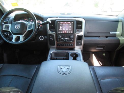 Used 2018 RAM 2500 Laramie w/ Snow Chief Group AWD/4WD image 14
