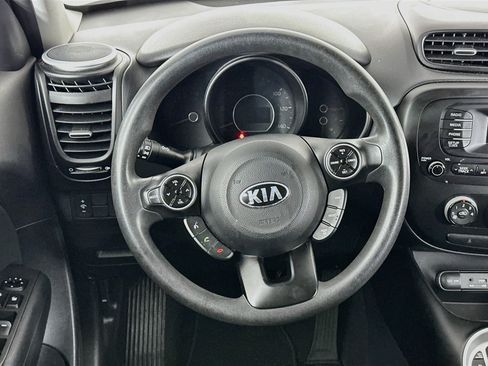 Used 2016 Kia Soul FWD image 18