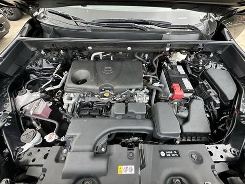 Used 2024 Toyota RAV4 XLE Premium FWD image 34