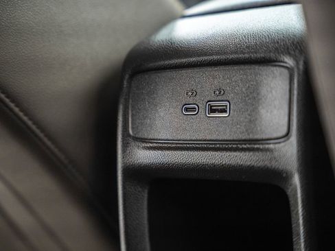 Used 2025 Chevrolet Trax ACTIV w/ Sunroof Package FWD image 36