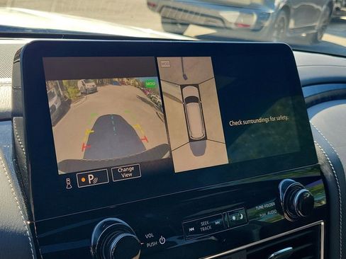 Certified 2022 Nissan Armada Platinum w/ Captain's Chairs Package image 39