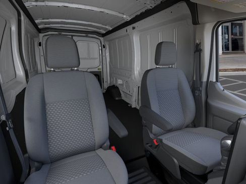 New 2026 Ford Transit 250 148 Medium Roof RWD image 10