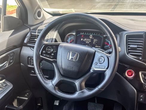 Used 2022 Honda Pilot Elite image 18