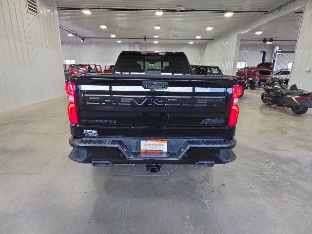 Used 2024 Chevrolet Silverado 1500 High Country w/ High Country Premium Package AWD/4WD image 7
