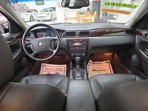 Used 2012 Chevrolet Impala LTZ FWD image 11